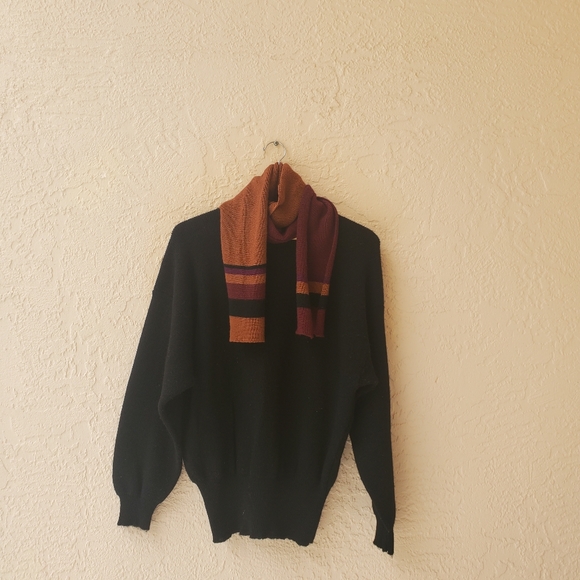 Vintage Black Wool Color Block Pull Over Style Unisex Sweater Attached Scarf L - Picture 9 of 11